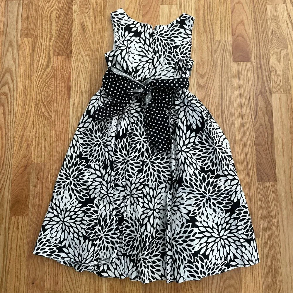 Sweet Heart Rose Summer Cotton No Sleeve Tie Back Dress Black & White Girls Sz 8